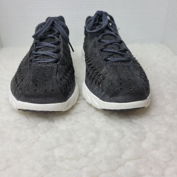 Nike Air Mayfly Woven QS Quick Strike Men's Sneaker Size 9.5 Black Suede Shoes - Picture 2 of 10